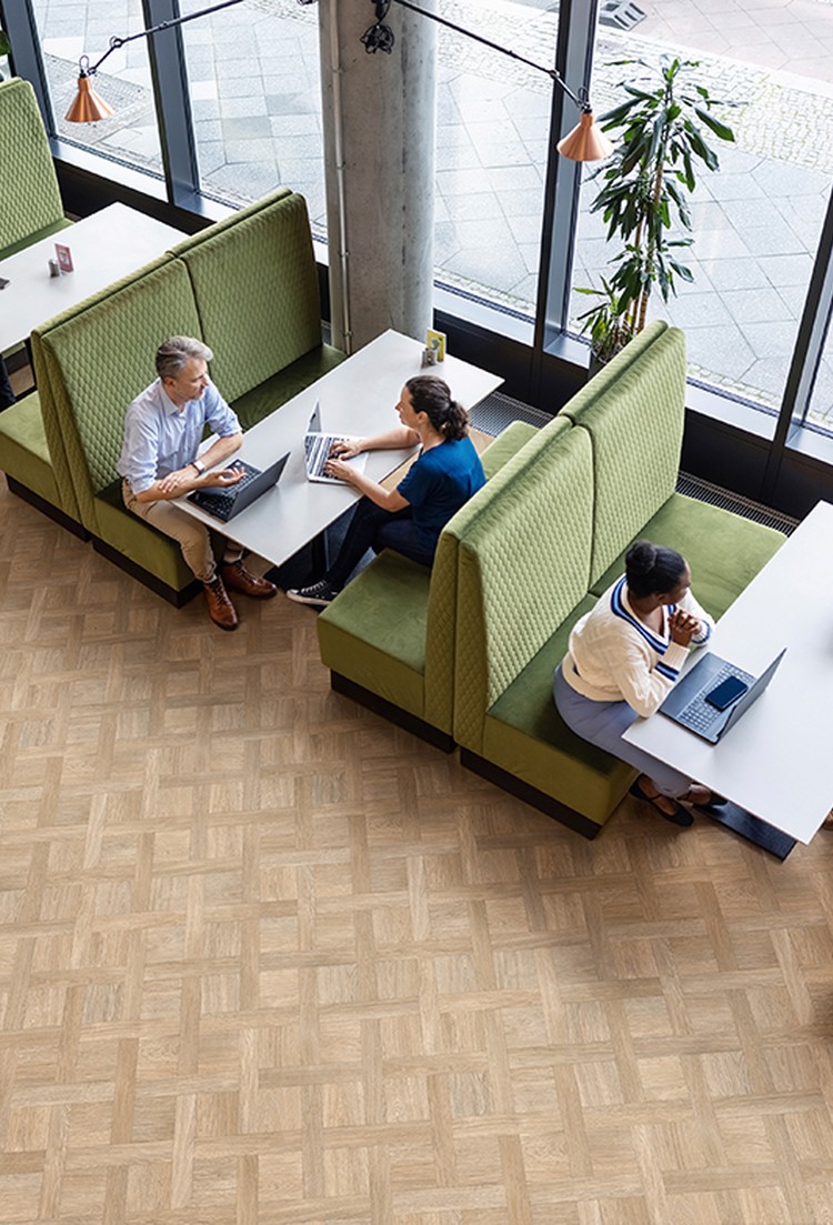 Expona Flow PUR vinyl flooring installation photograph 1