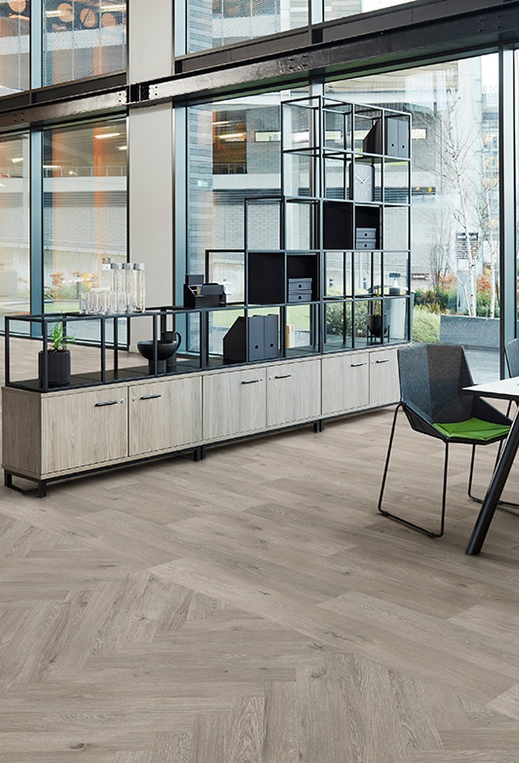 Expona Flow PUR vinyl flooring installation photograph 11