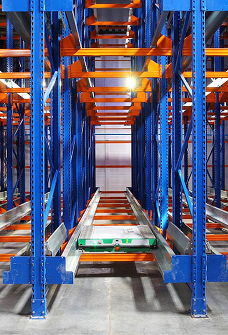 Pallet Shuttle Racking System photograph 1