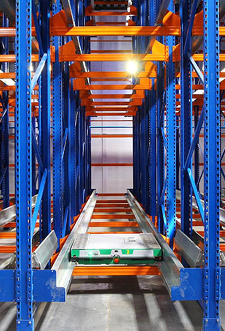 Pallet Shuttle Racking System photograph 4