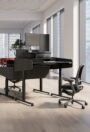 M703+ Motion Desk - view 2
