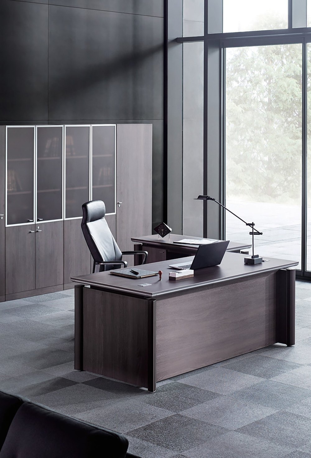Manhattan Executive Desk